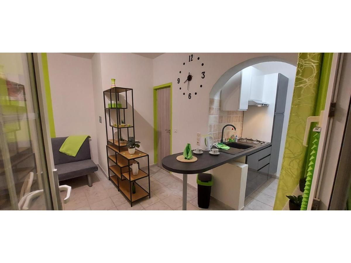 Blue Sea Vir Apartments ภายนอก รูปภาพ