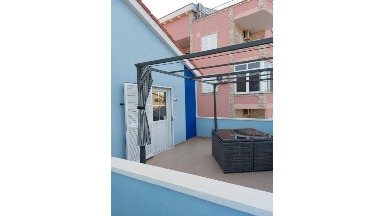 Blue Sea Vir Apartments ภายนอก รูปภาพ